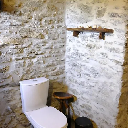 Hill's Barbacane * Potamos (Kythira)