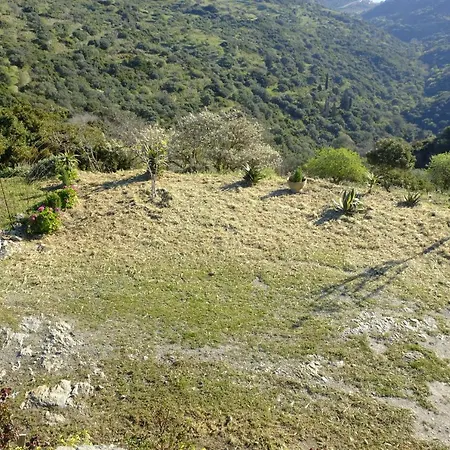 Hill's Barbacane * Potamos (Kythira)