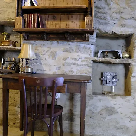 Hill's Barbacane Potamos (Kythira)