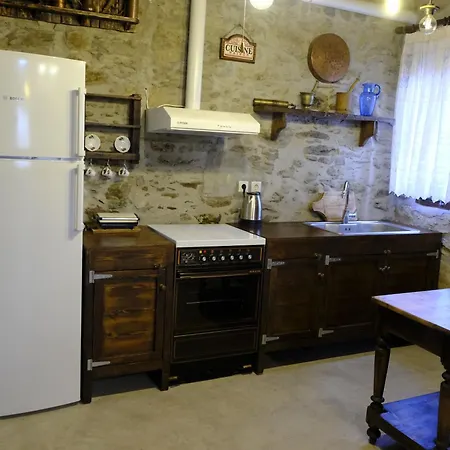 Barbacane * Potamos (Kythira)